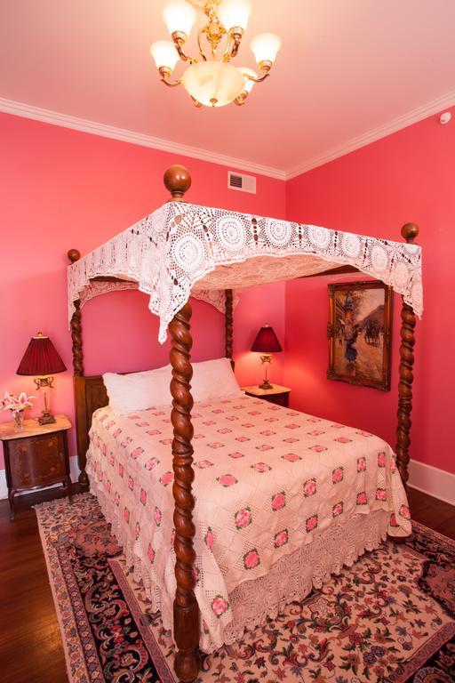 Cobb Lane Bed And Breakfast Birmingham Exterior photo