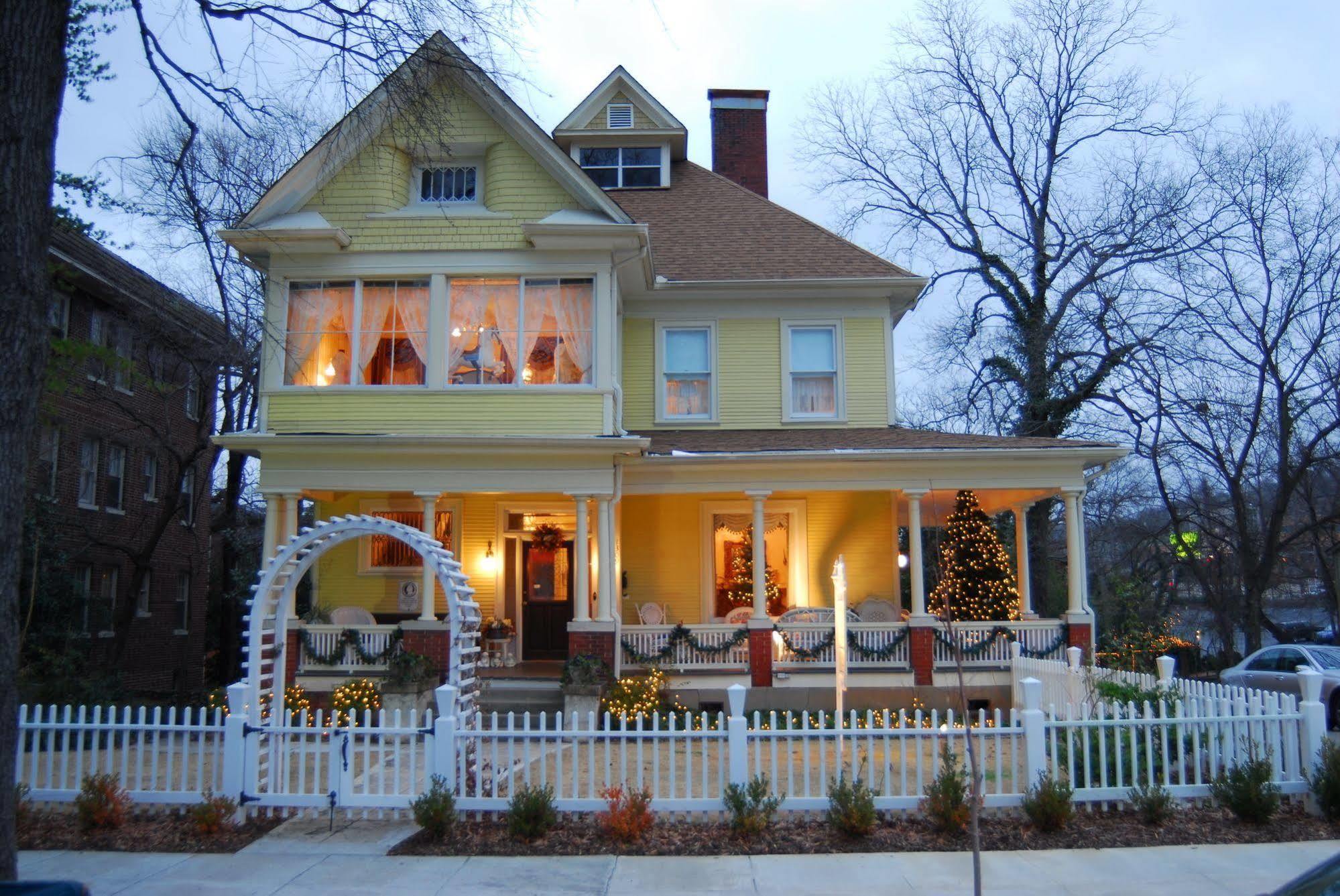 Cobb Lane Bed And Breakfast Birmingham Exterior photo
